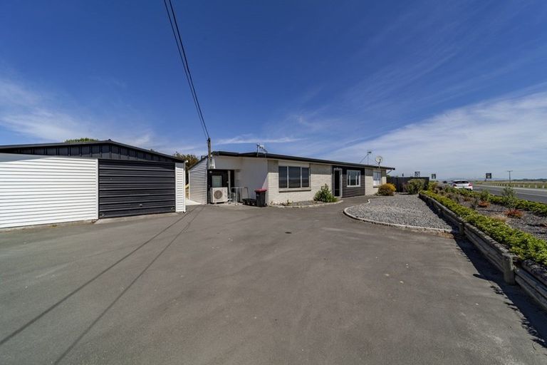 Photo of property in 1/382 Main Road North, Bay View, Napier, 4104