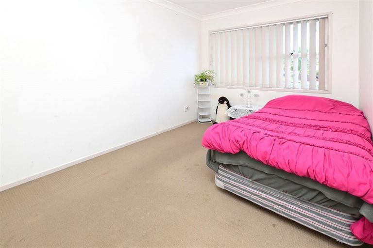 Photo of property in 47 Aarts Avenue, Manurewa, Auckland, 2102