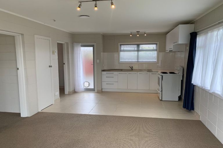 Photo of property in 1/29 South Street, Papakura, 2110