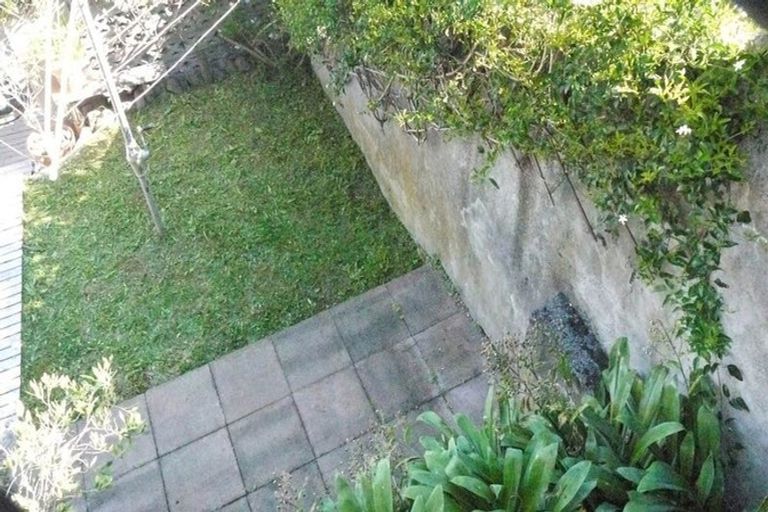 Photo of property in 44 Rolleston Street, Mount Cook, Wellington, 6021