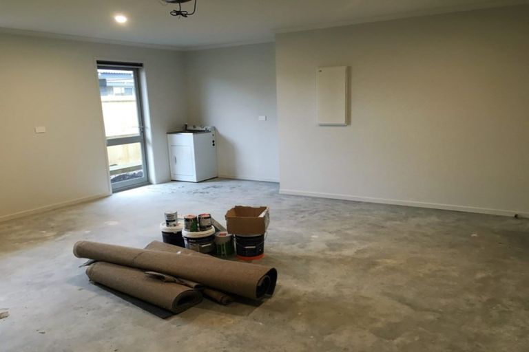 Photo of property in 35 Livingstone Drive, Papamoa Beach, Papamoa, 3118