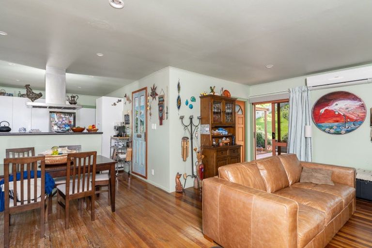 Photo of property in 141 Riria Kereopa Memorial Drive, Raglan, 3297