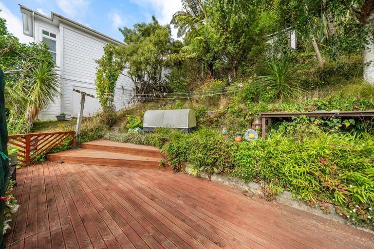 Photo of property in 35 Nottingham Street, Karori, Wellington, 6012