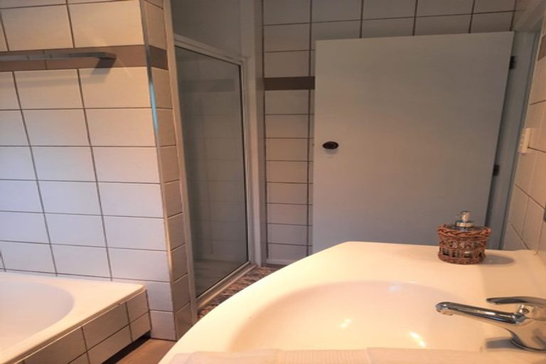 Photo of property in 18 Willowbrook, Pukekohe, 2120