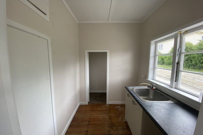 Photo of property in 19 Carey Street, Maeroa, Hamilton, 3200