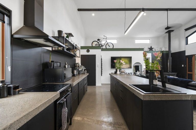 Photo of property in 315b Ashhurst Road, Bunnythorpe, Palmerston North, 4481