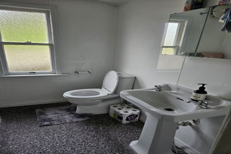 Photo of property in 58 Forbury Road, Forbury, Dunedin, 9012