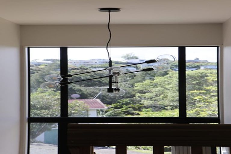 Photo of property in 15 Mcdowell Crescent, Hillcrest, Auckland, 0627