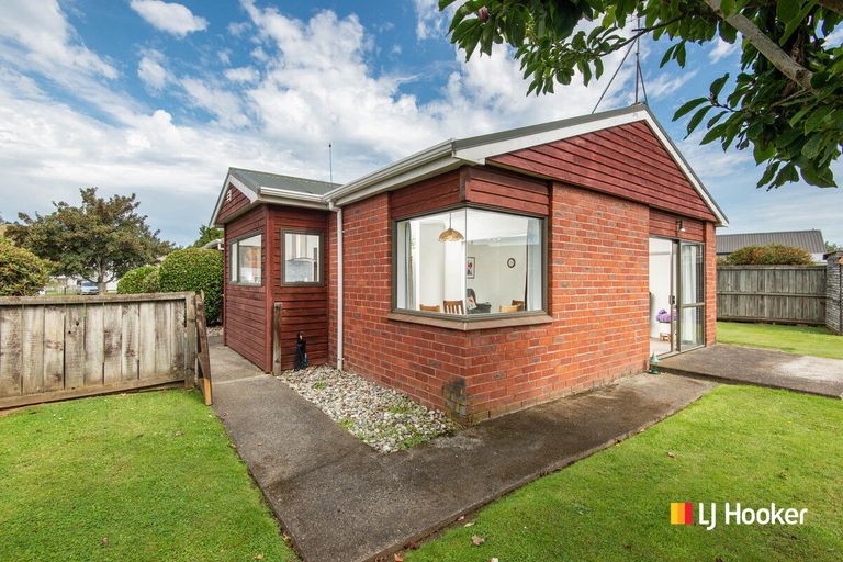Photo of property in 115 Hagart-alexander Drive, Mosgiel, 9024