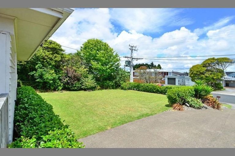 Photo of property in 6 Gills Avenue, Papakura, 2110