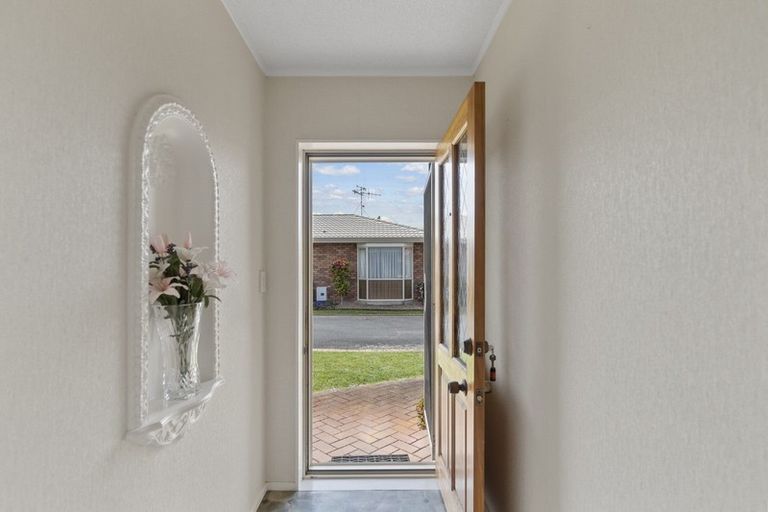 Photo of property in 3 Longford Court, Forest Lake, Hamilton, 3200