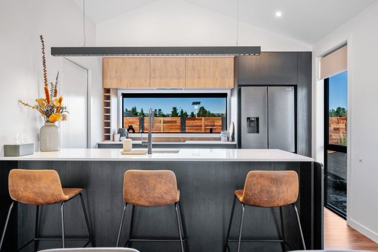 Photo of property in 16 Pollock Street, Alexandra, 9320