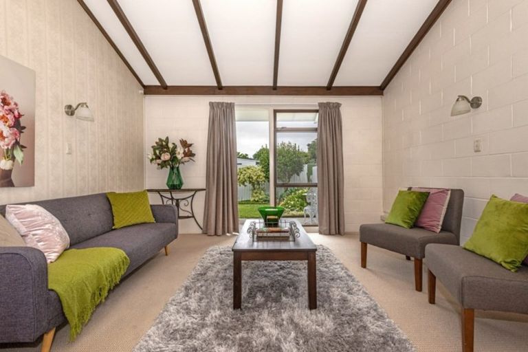 Photo of property in 2/63 Harris Street, Kaiti, Gisborne, 4010