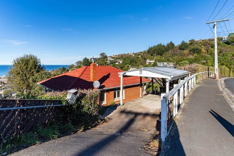 Photo of property in 21 Seaview Terrace, Kew, Dunedin, 9012