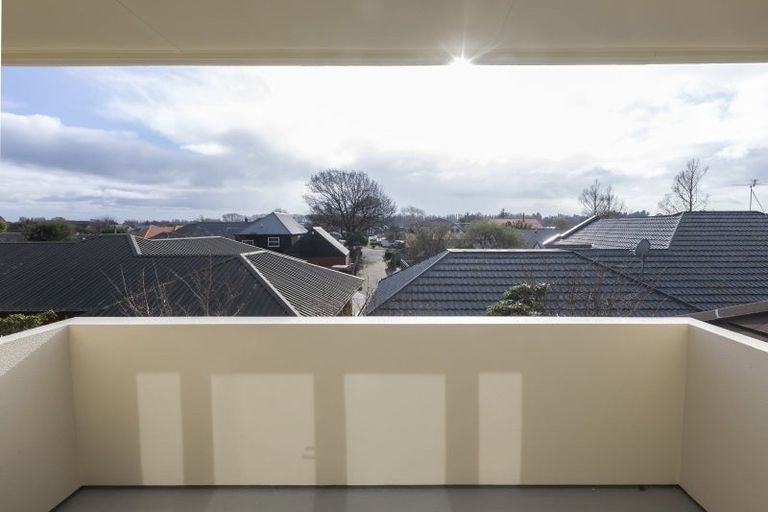 Photo of property in 230a Lake Terrace Road, Shirley, Christchurch, 8061