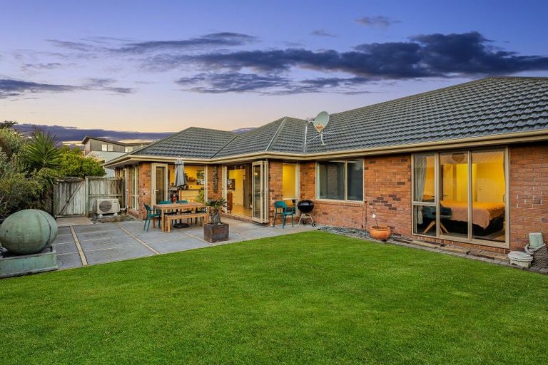 Photo of property in 16 Cockle Lane, Waimairi Beach, Christchurch, 8083