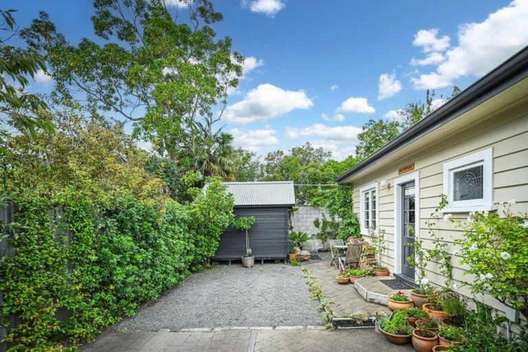 Photo of property in 623a Nelson Street North, Hastings, 4122