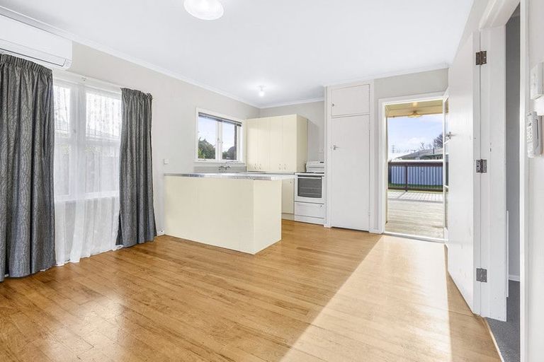 Photo of property in 27 Nevada Road, Silverdale, Hamilton, 3216