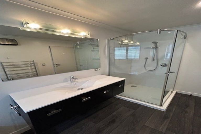 Photo of property in 6 Ash Avenue, Albert Town, Wanaka, 9305