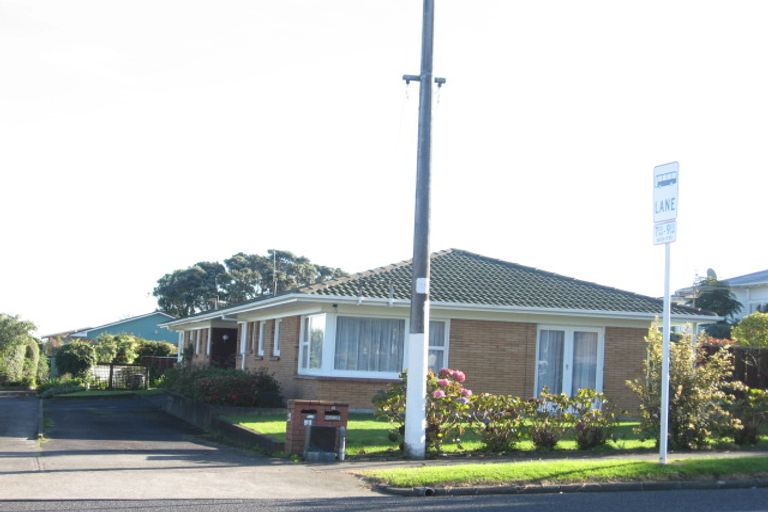 Photo of property in 93a Great South Road, Manurewa, Auckland, 2102