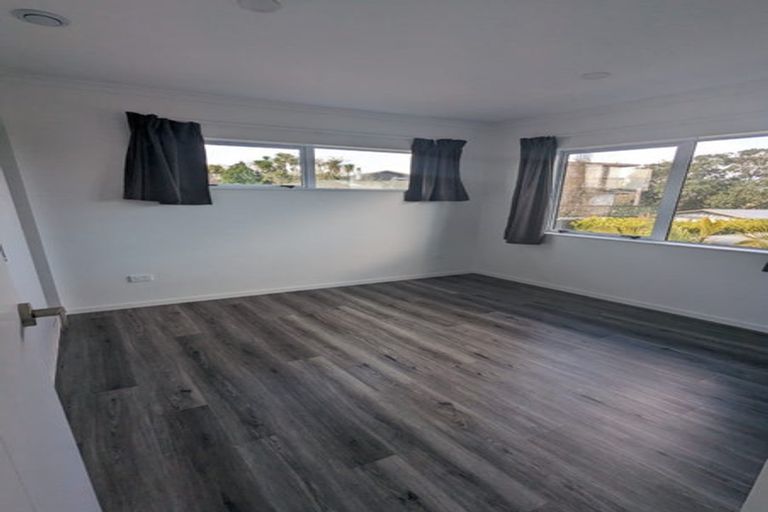 Photo of property in 75b Andrew Road, Howick, Auckland, 2010