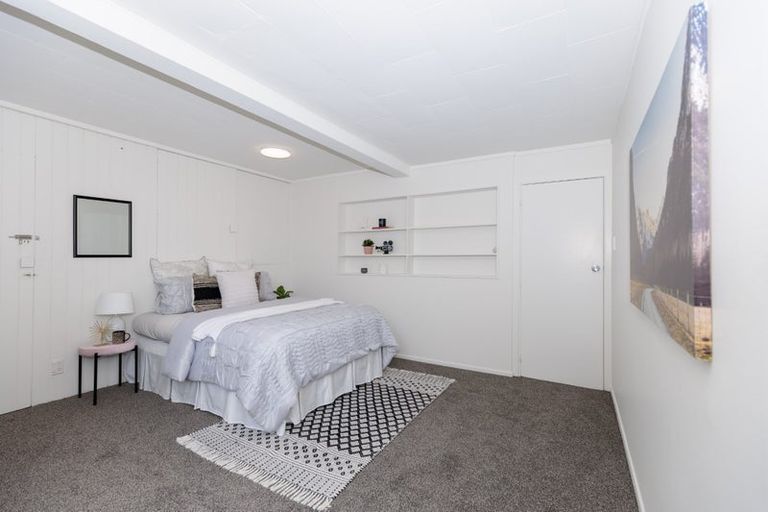 Photo of property in 16 City View Grove, Harbour View, Lower Hutt, 5010