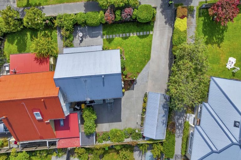 Photo of property in 107 Windermere Road, Papanui, Christchurch, 8053
