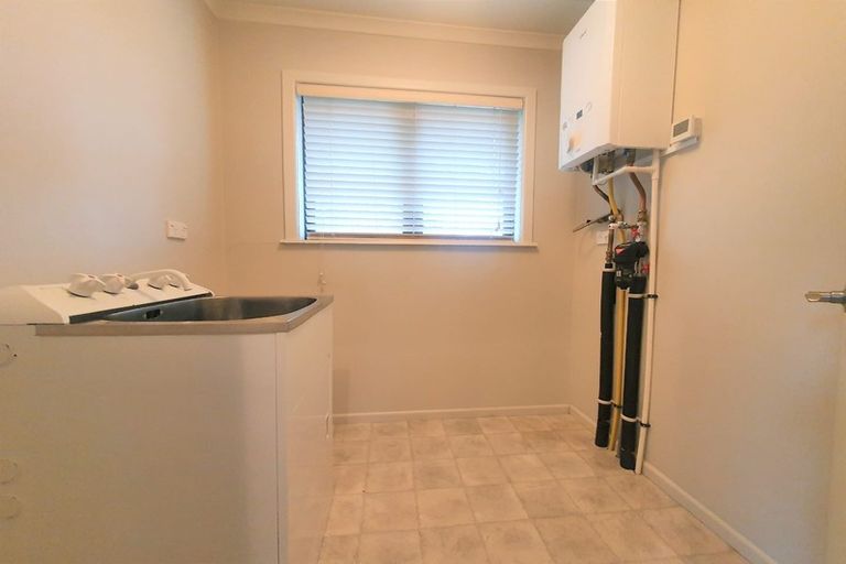 Photo of property in 57a Forrest Hill Road, Milford, Auckland, 0620