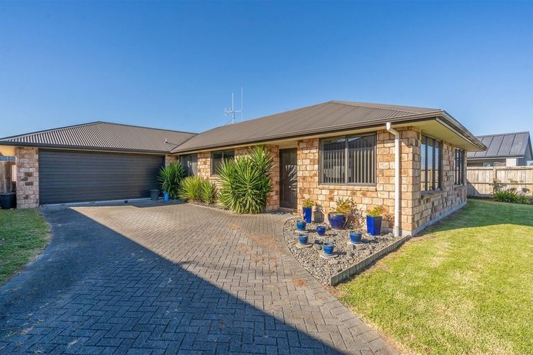 Photo of property in 4 Raddington Way, Huntington, Hamilton, 3210