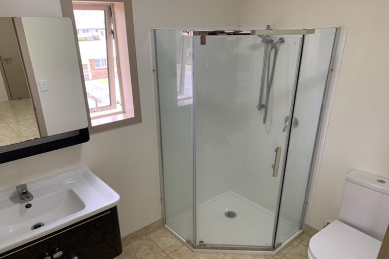 Photo of property in 2 Greensboro Street, Hamilton East, Hamilton, 3216