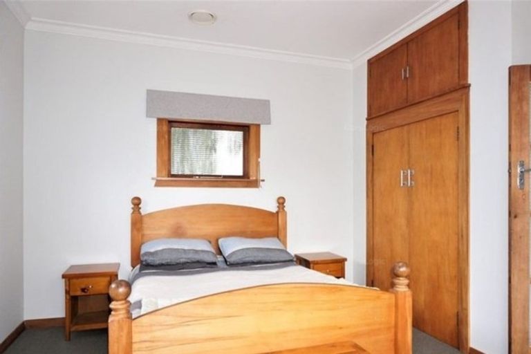 Photo of property in 20 Weraroa Road, Levin, 5510