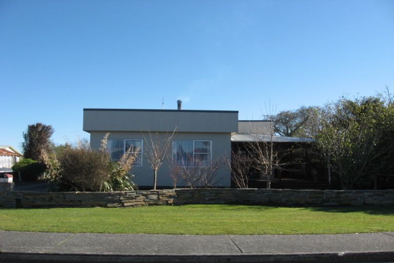 Photo of property in 19 Hoffman Street, Hokitika, 7810