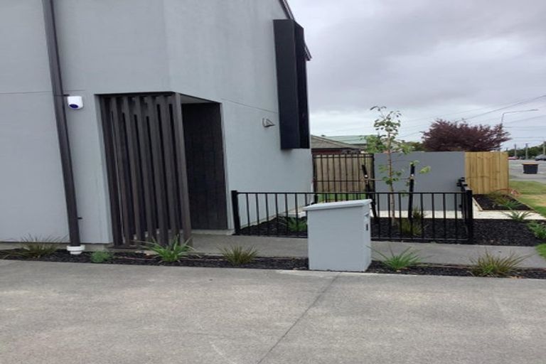 Photo of property in 4/23 Hills Road, Edgeware, Christchurch, 8013