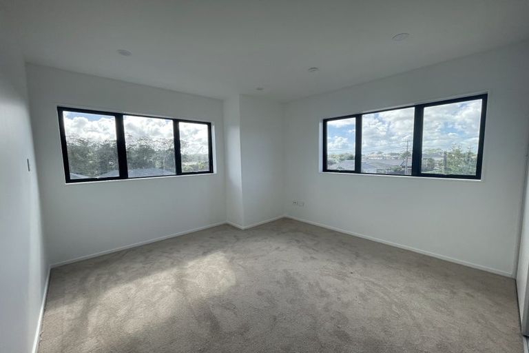 Photo of property in 128a Pooks Road, Ranui, Auckland, 0612