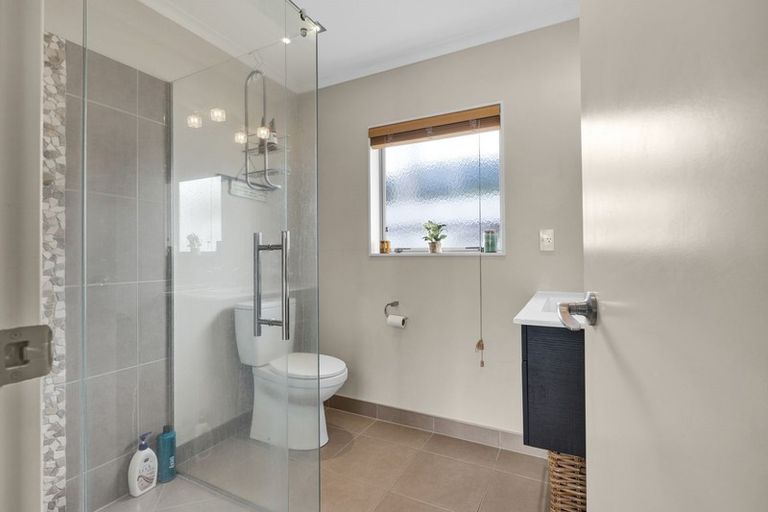 Photo of property in 69c Karamea Street, Whalers Gate, New Plymouth, 4310