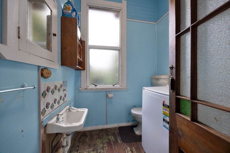 Photo of property in 62-64 Patu-kukupa Street, Manaia, 4612