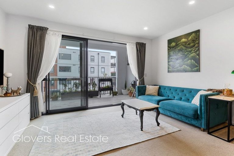 Photo of property in 118/81 Mapou Road, Hobsonville, Auckland, 0616