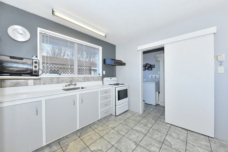 Photo of property in 1/363 Withells Road, Avonhead, Christchurch, 8042