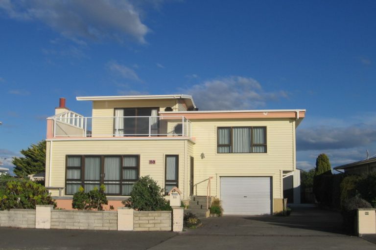 Photo of property in 88 The Esplanade, Westshore, Napier, 4110