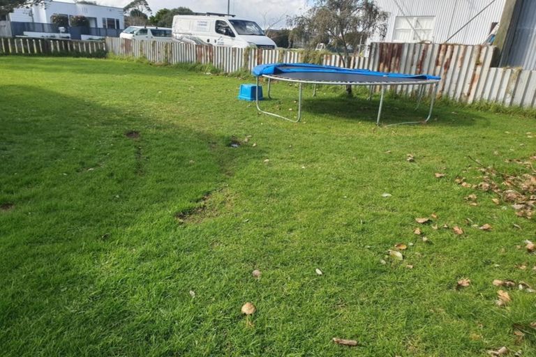 Photo of property in 33 Strange Street, Waitara, 4320