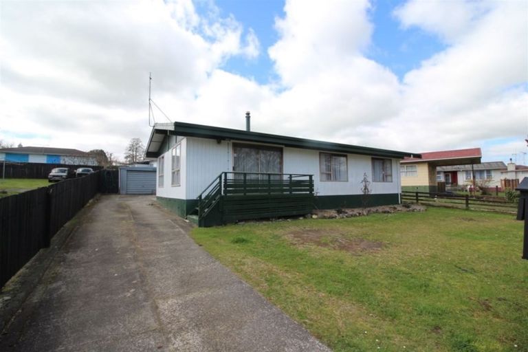 Photo of property in 13 Thompson Street, Tokoroa, 3420