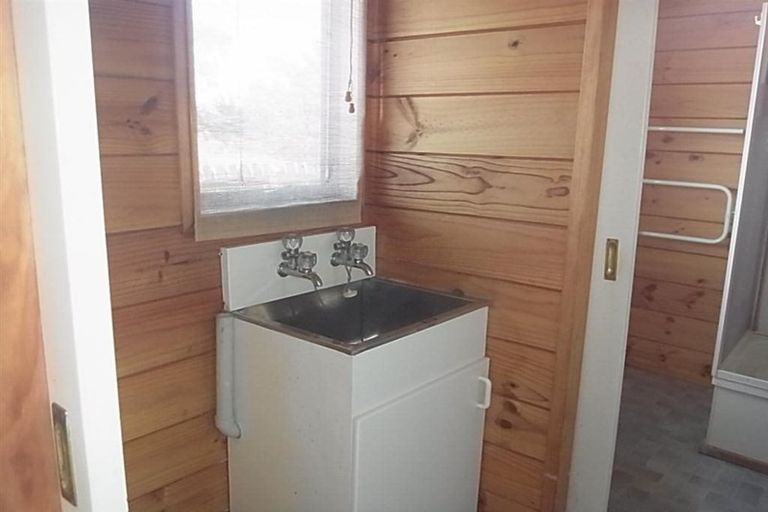 Photo of property in 13a Watson Street, Bulls, 4818