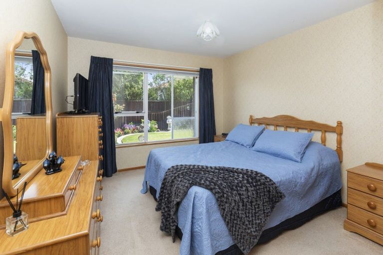 Photo of property in 2/18 Moffett Street, Islington, Christchurch, 8042