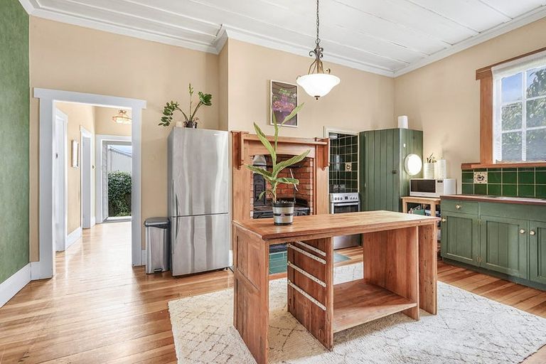 Photo of property in 5a Griffiths Place, Claudelands, Hamilton, 3214