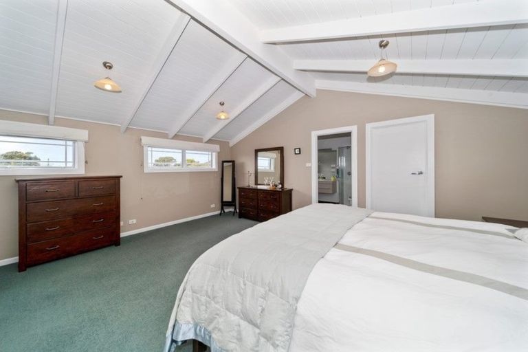 Photo of property in 231 Saint Aubyn Street, New Plymouth, 4310