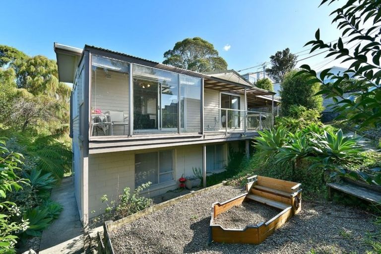 Photo of property in 77 Brightside Road, Stanmore Bay, Whangaparaoa, 0932