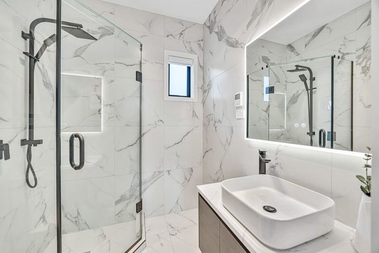 Photo of property in 104 Valderama Drive, Flat Bush, Auckland, 2019