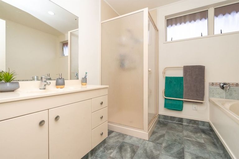 Photo of property in 55 Lansdowne Crescent, Glenview, Hamilton, 3206