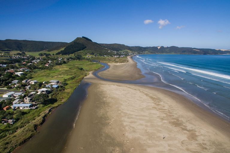 Photo of property in 14 Kotare Street, Ahipara, Kaitaia, 0481