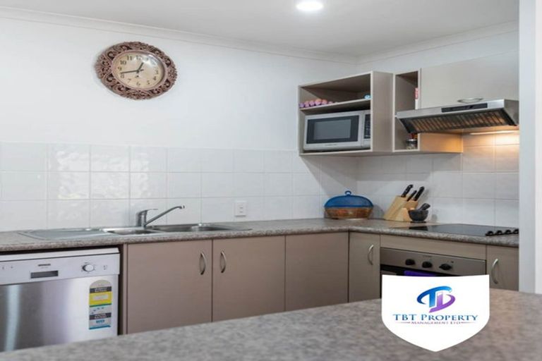 Photo of property in 21 Index Place, Manurewa, Auckland, 2105